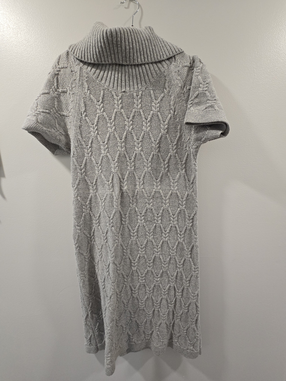 Banana Republic Light Gray Cable-Knit Short-Sleeve Turtleneck